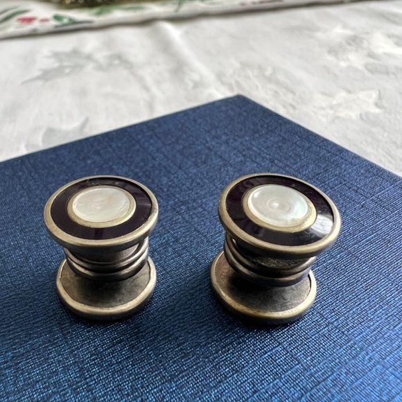 2 Pair of Vintage 'Snap Back' Cuff Links - Picture 3 of 10